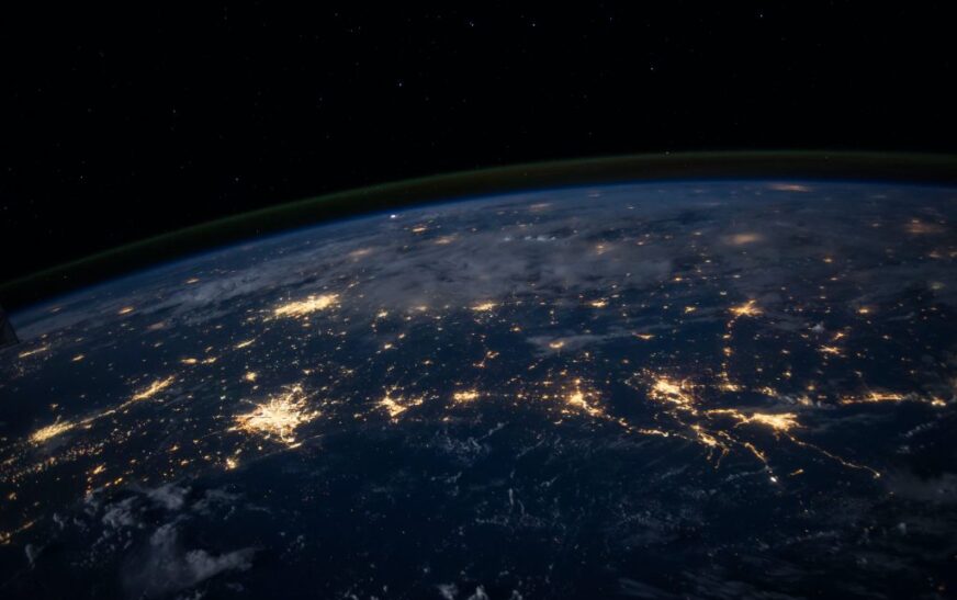 Navigating the Frontier of Technology : A Glimpse into the Ever-Evolving Landscape